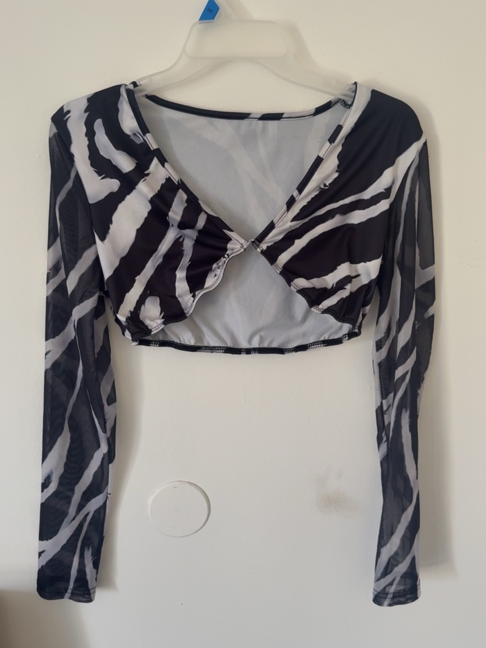 SHEIN Black & White Zebra-Print Long-Sleeve Crop Top